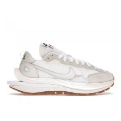 NIKE X SACAI VAPORWAFFLE SAIL GUM SNEAKER