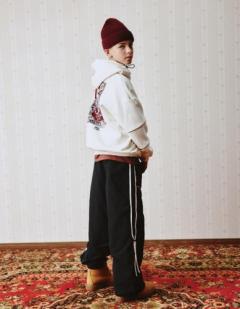 глубокийчёрный(51)