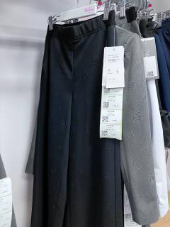 черный