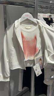 светло-серый