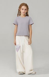 бледно-сиреневый