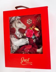 -вес конфет 225 г