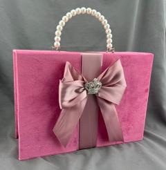 -вес конфет 250 г