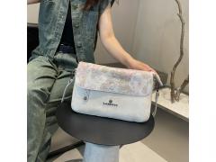 ЖЕМЧУЖНЫЕ БЛИКИ