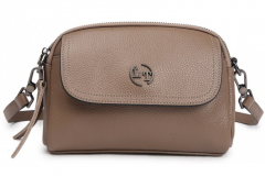 коричневый