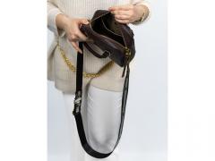 коричневый