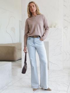 светло-голубой