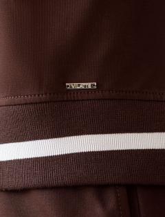 коричневый