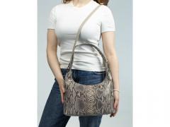 розовый питон