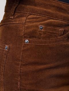 светло-коричневый