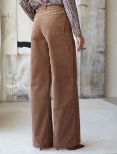 светло-кофейный