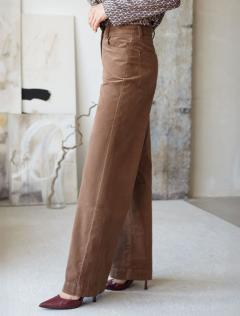 светло-кофейный