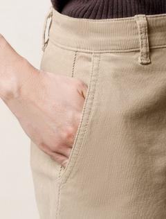 светло-бежевый