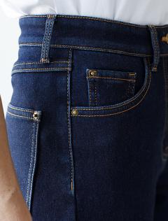 темно-синий