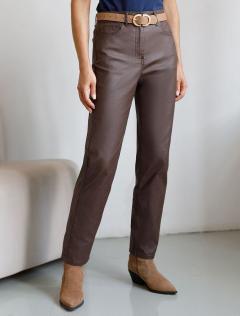 коричневый