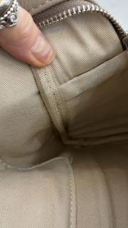 темно-бежевый