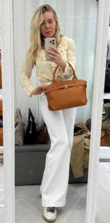 коричневый