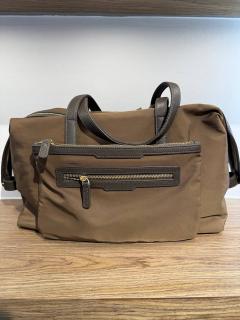 коричневая