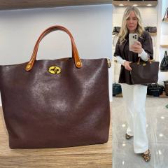 коричневый