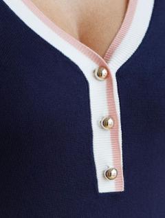 темно-синий