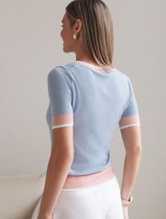 светло-голубой