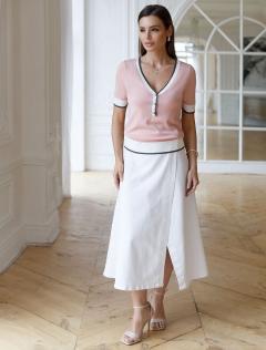  светло-розовый