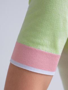 светло-зеленый