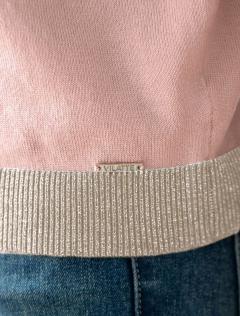 светло-розовый