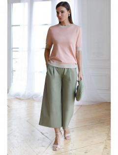 светло-розовый