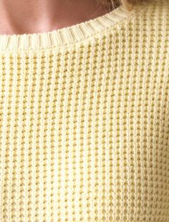 светло-желтый