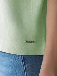 светло-зеленый