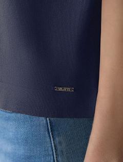 темно-синий