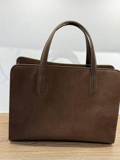 коричневый