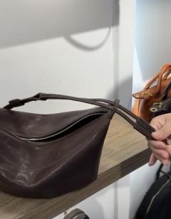 коричневая