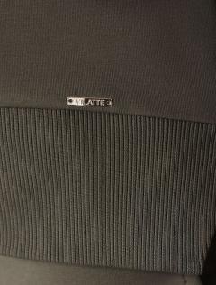 хаки_athleisure mood