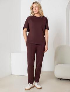 коричневый