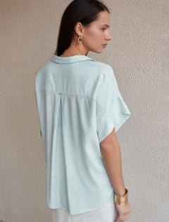 светло-лазурный	