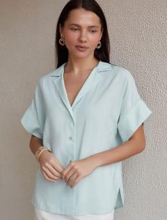 светло-лазурный	