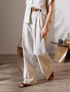 молочный-синий