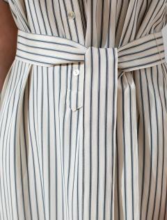 молочный-синий