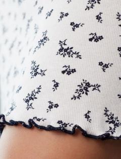 белый-т.синий цветы	