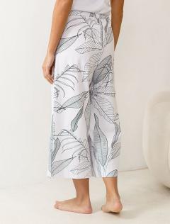 белый-черный листья