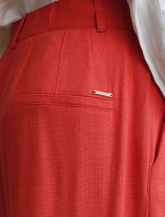 коралловый