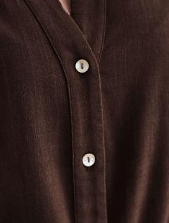 коричневый