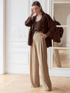 коричневый