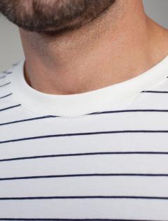 белый-синий