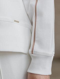  белый_athleisure mood