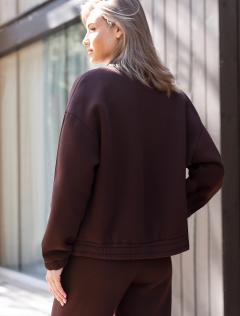 коричневый