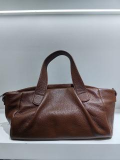 Коричневый