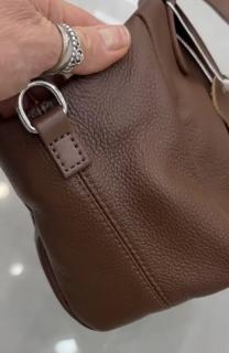 Коричневый